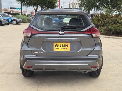 2025 Nissan Kicks Play S