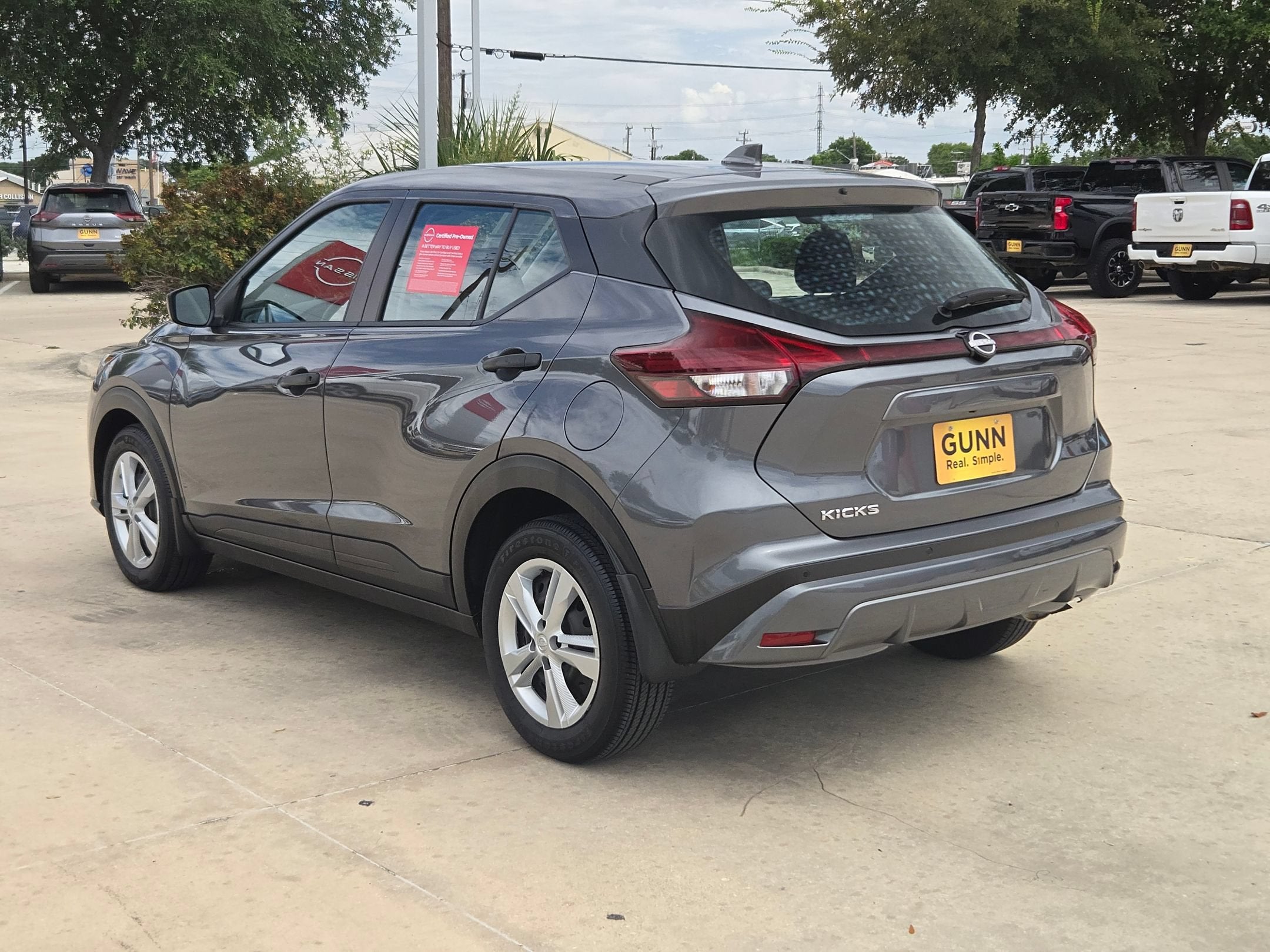 2025 Nissan Kicks Play S