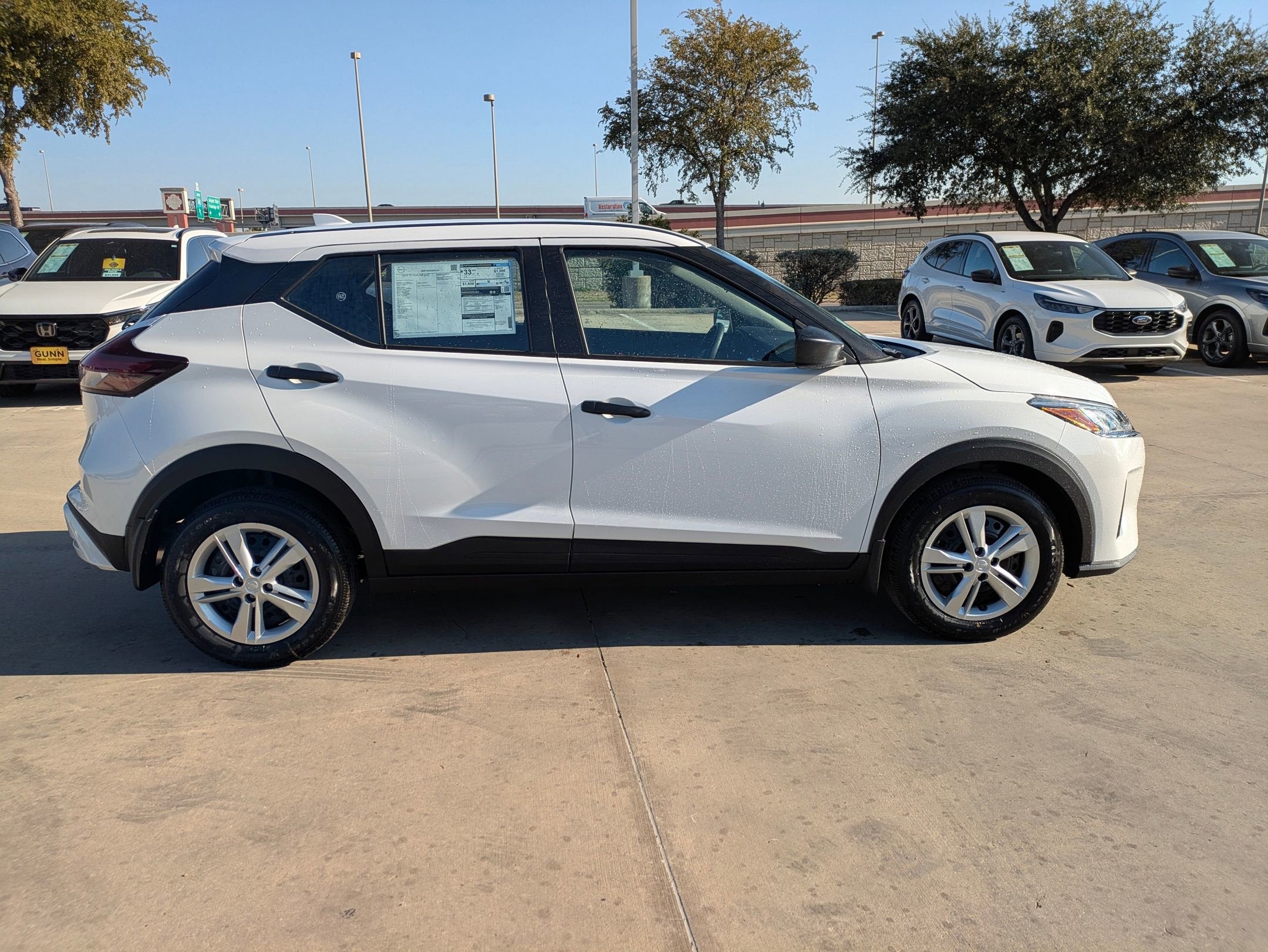 2025 Nissan Kicks Play S