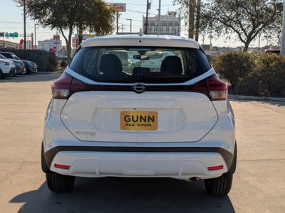 2025 Nissan Kicks Play S
