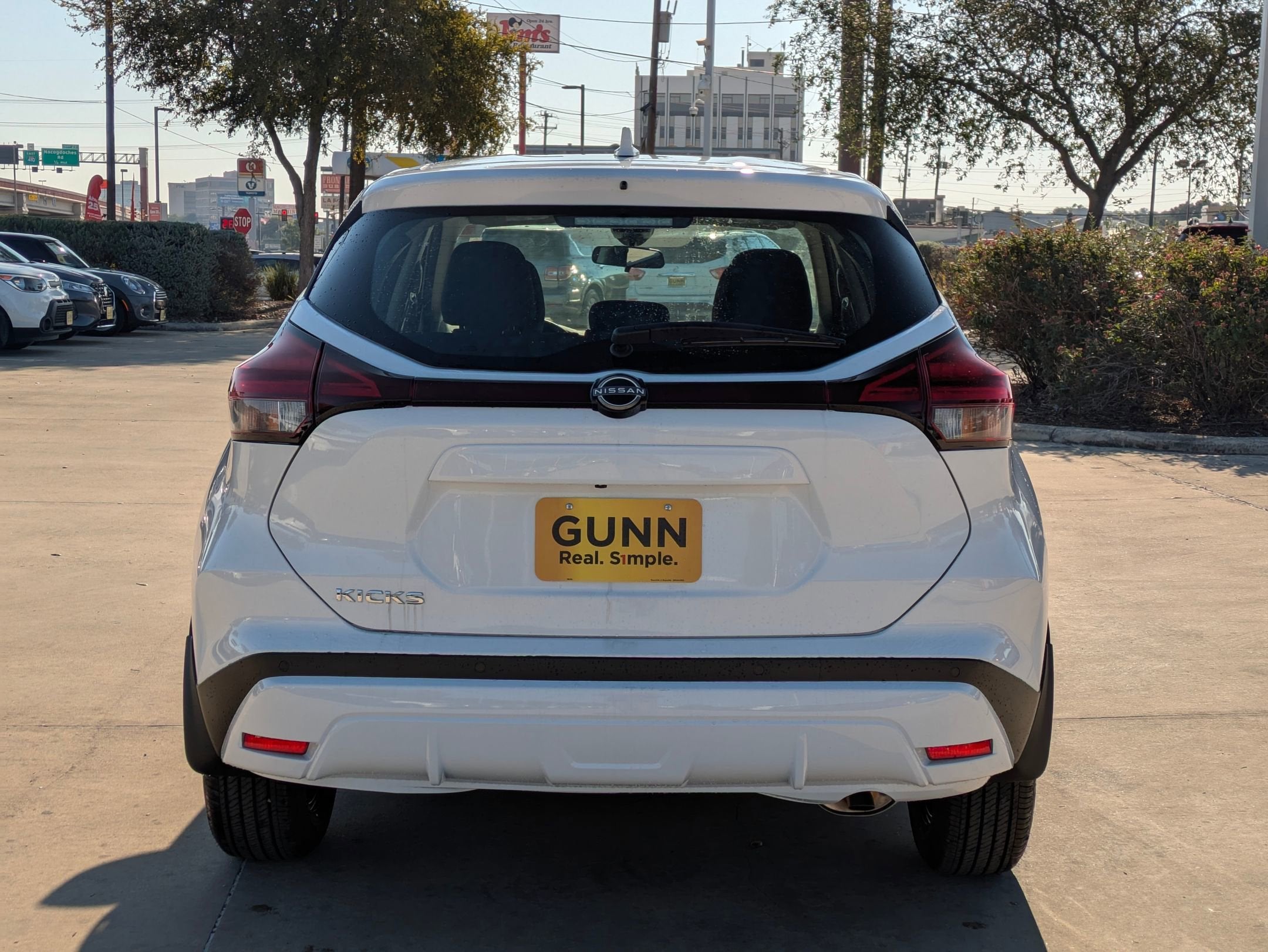 2025 Nissan Kicks Play S