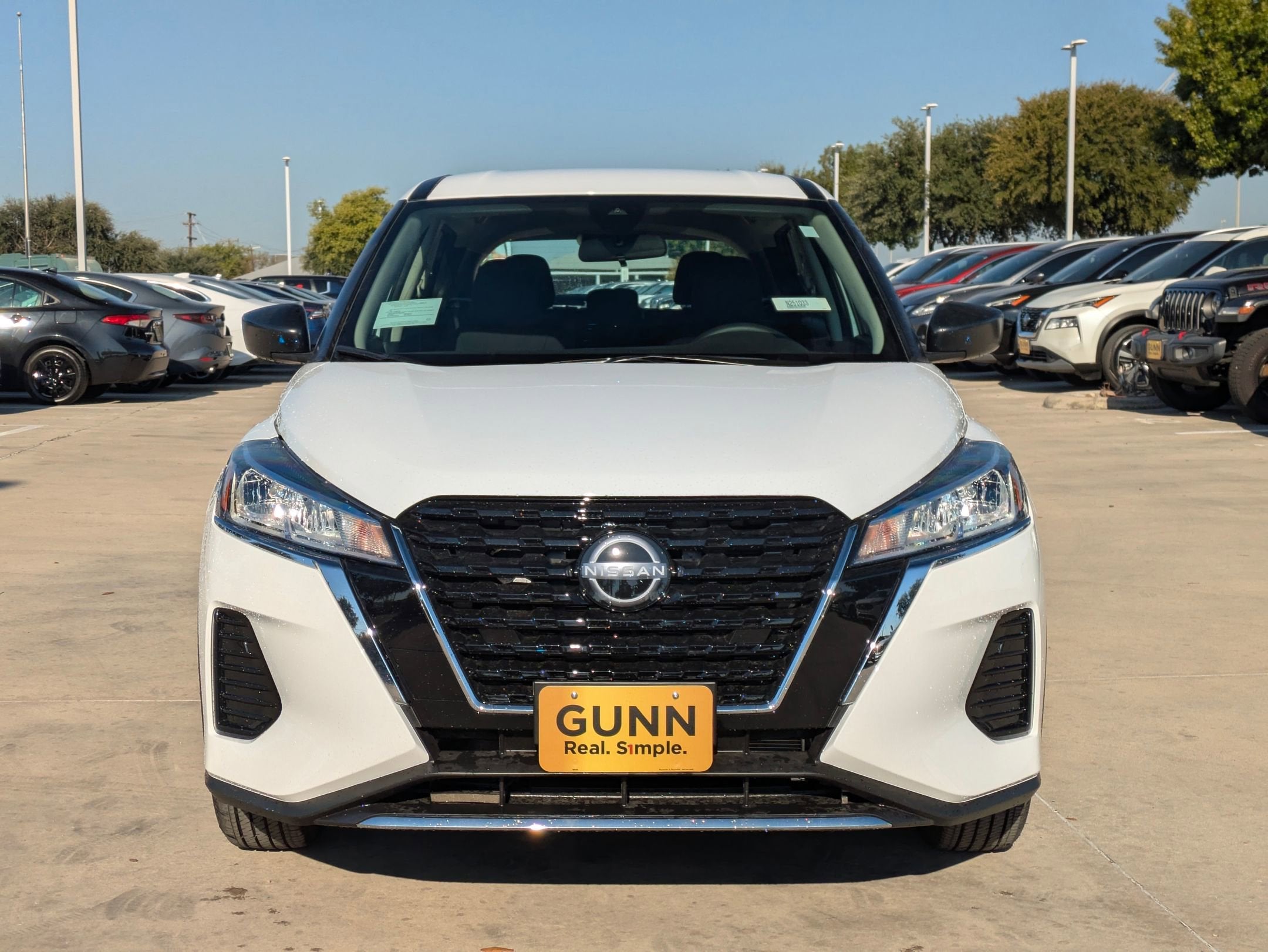 2025 Nissan Kicks Play S