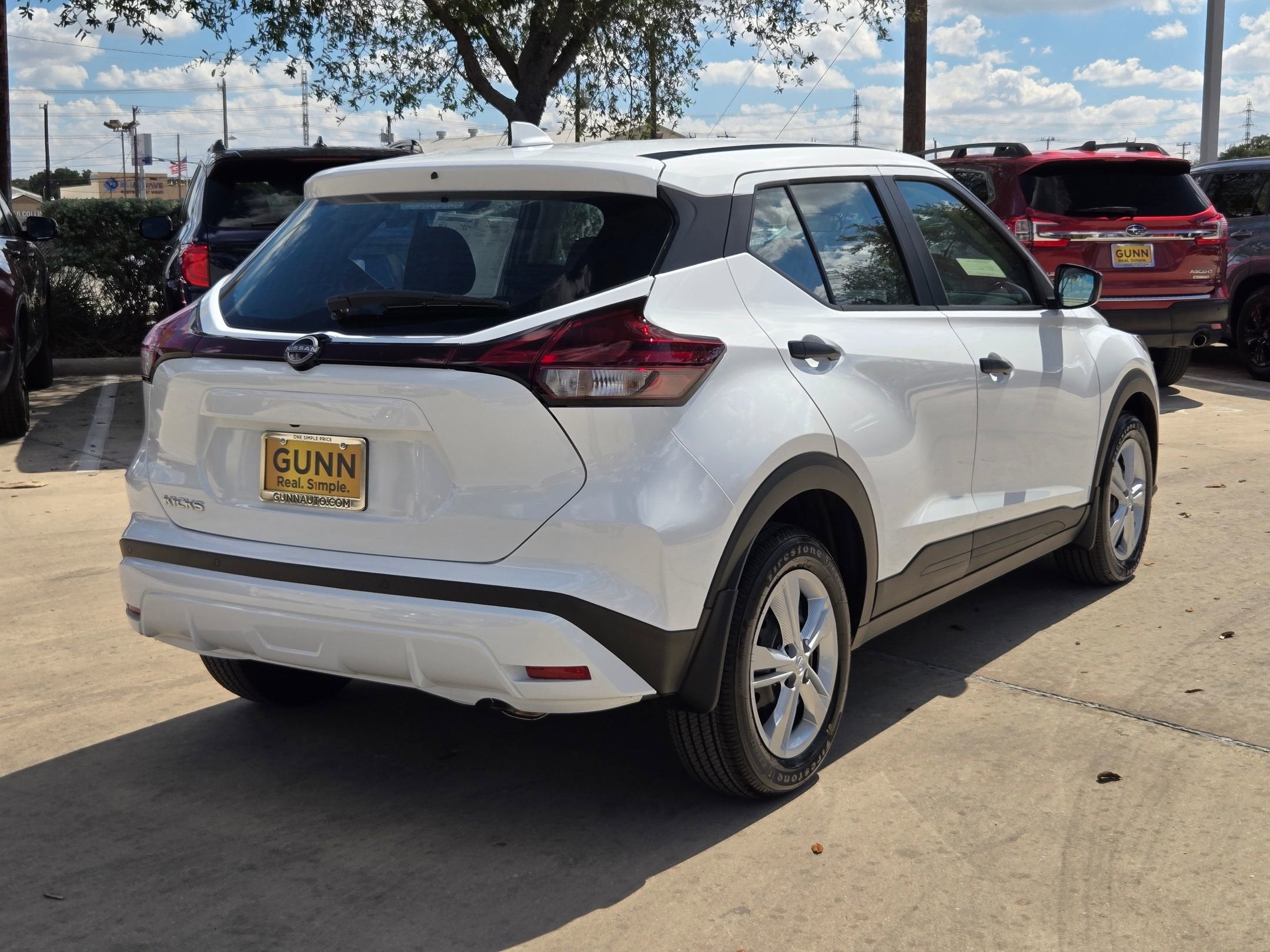2025 Nissan Kicks Play S
