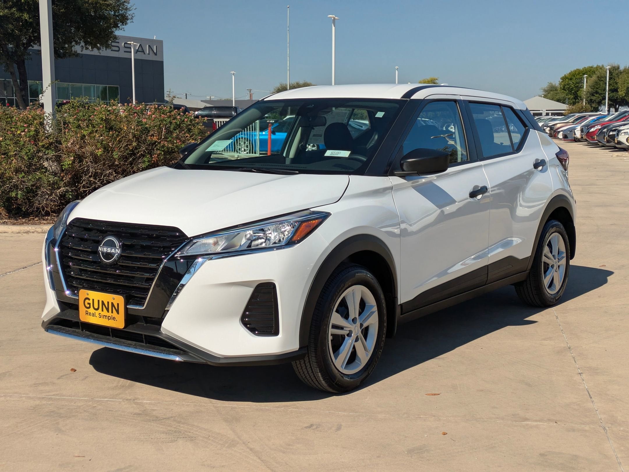 2025 Nissan Kicks Play S