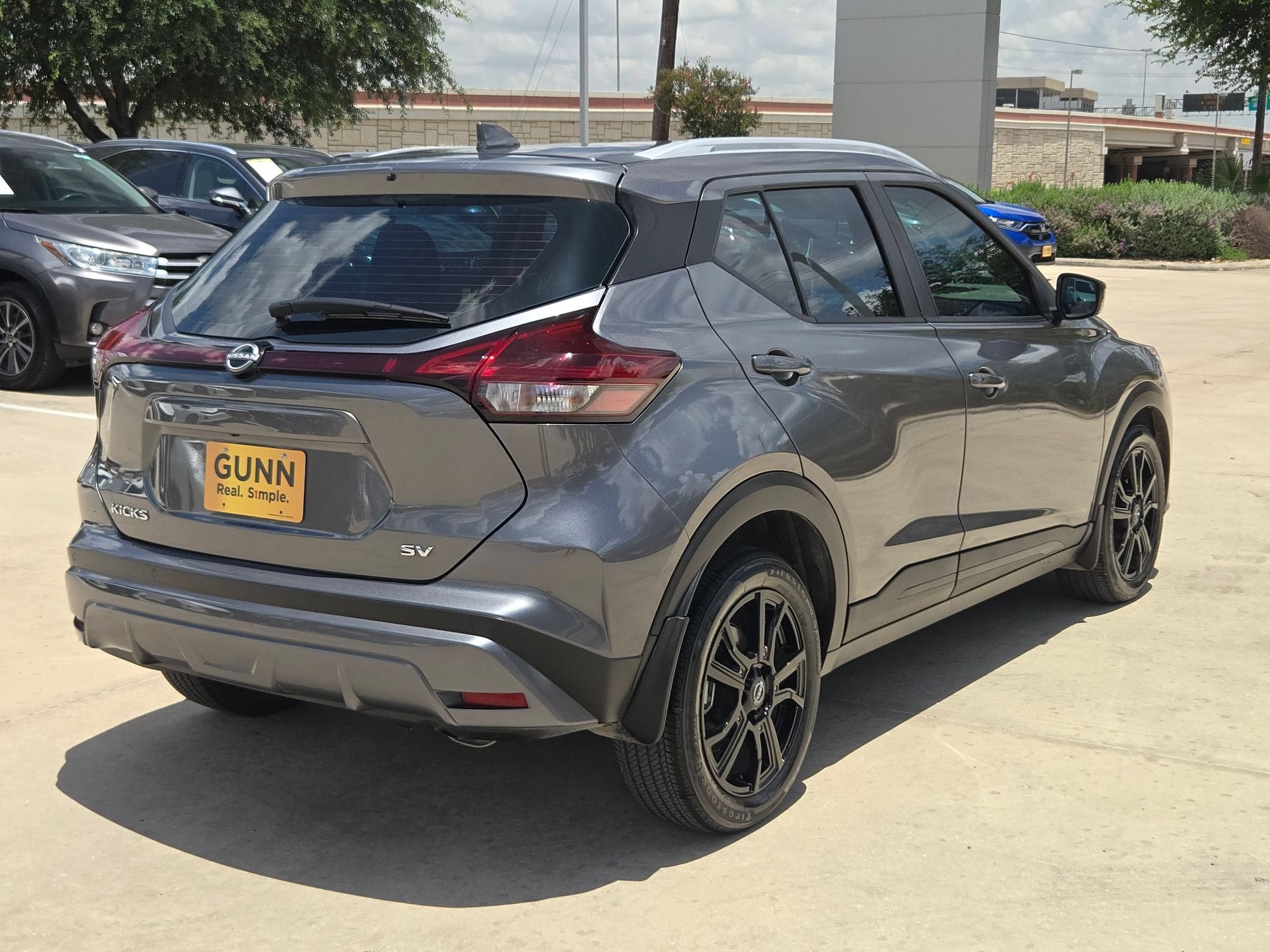 2024 Nissan Kicks SV