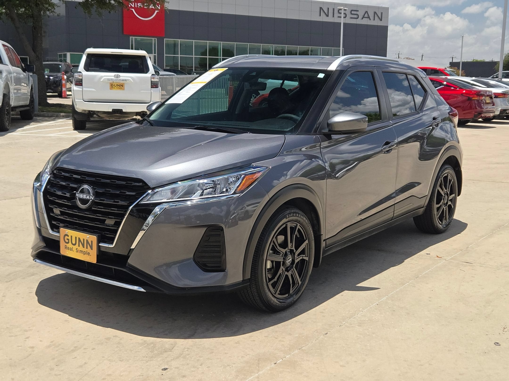 2024 Nissan Kicks SV