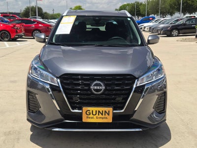 2024 Nissan Kicks SV