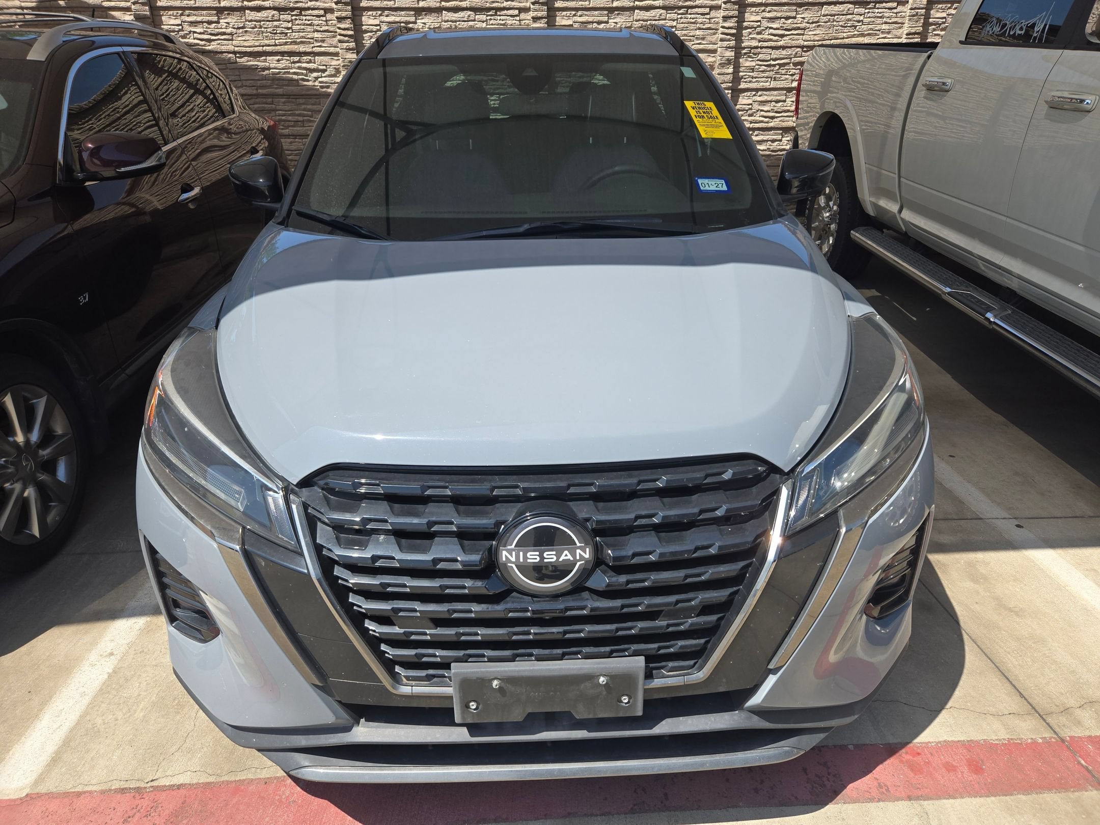 2024 Nissan Kicks SR