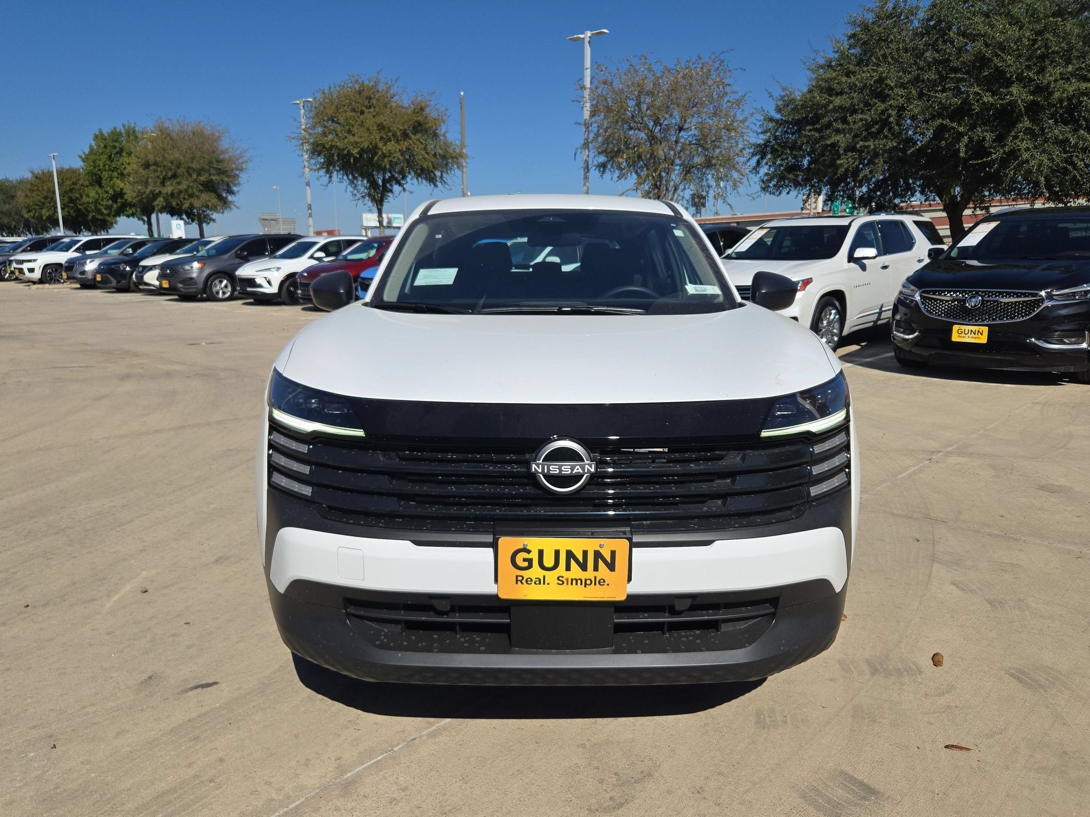 2027 Nissan Kicks S