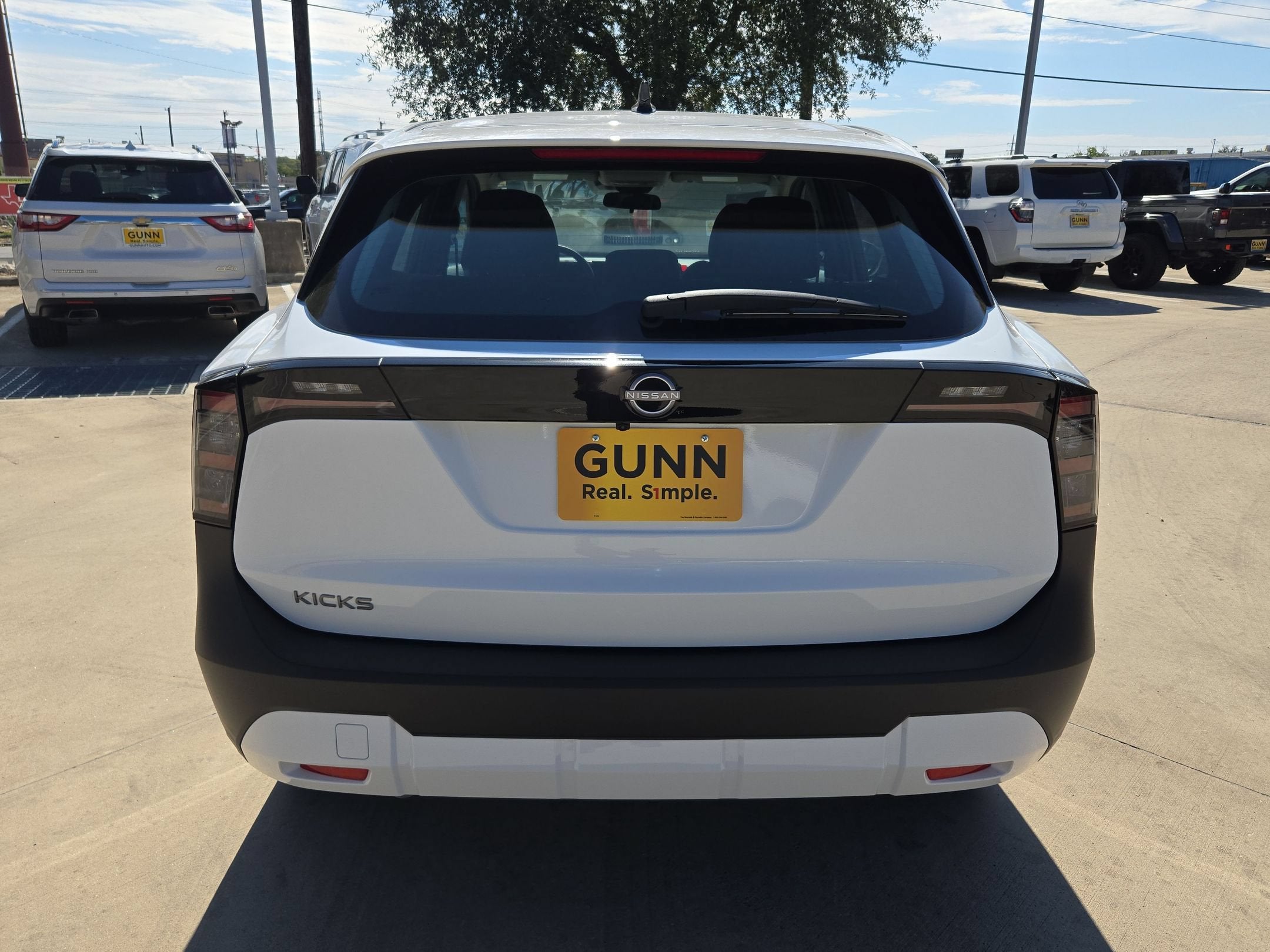 2027 Nissan Kicks S