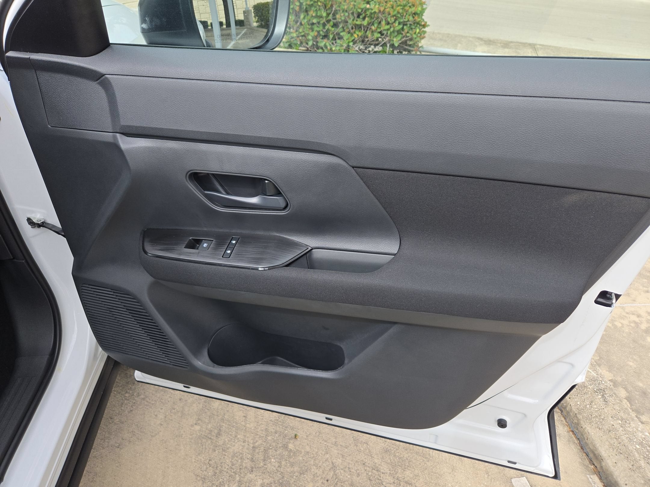 2027 Nissan Kicks S