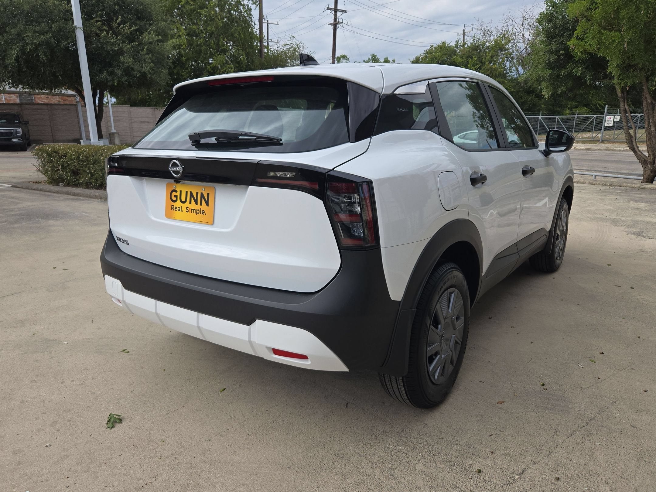 2027 Nissan Kicks S