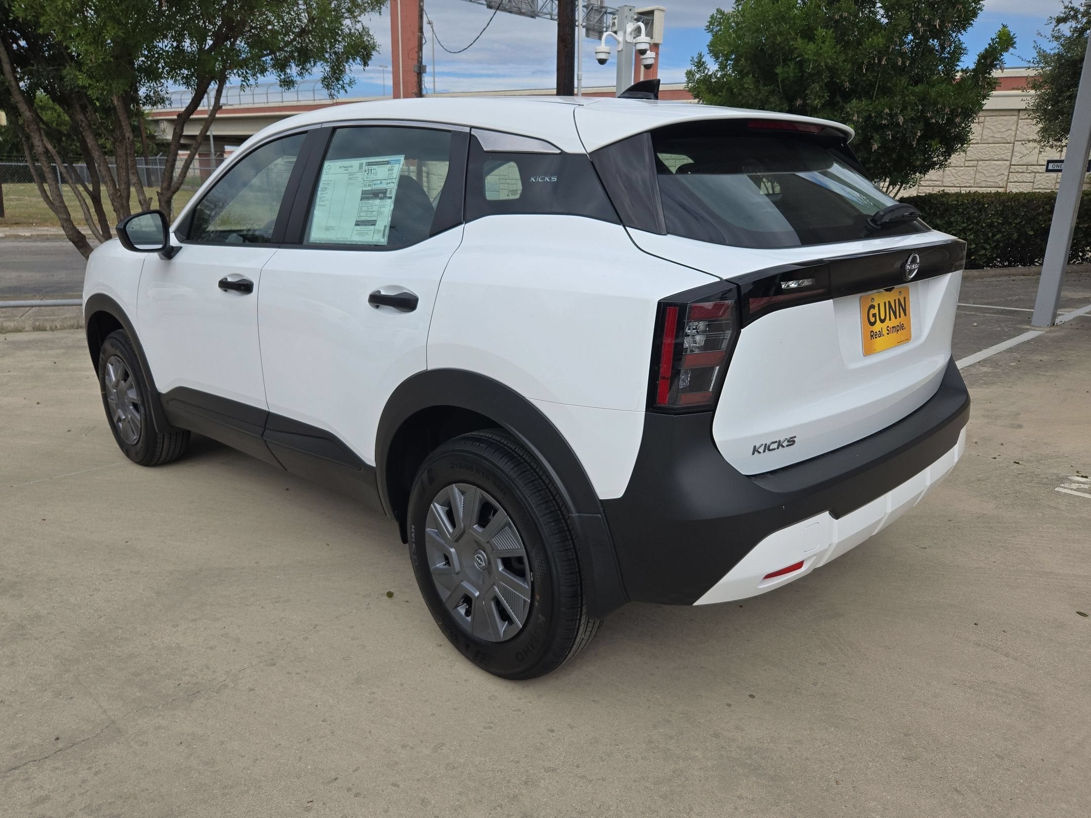 2027 Nissan Kicks S