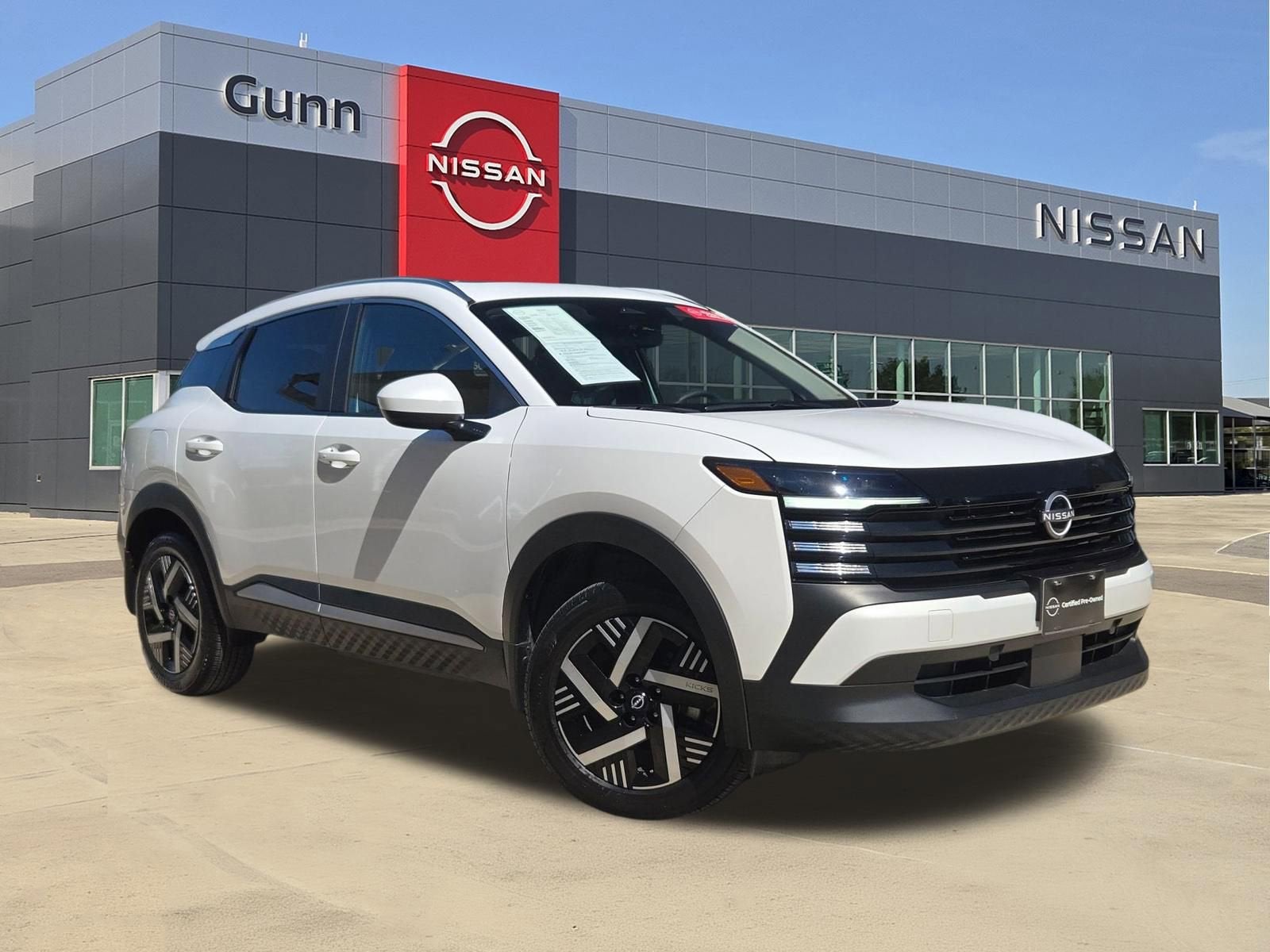 2025 Nissan Kicks SV