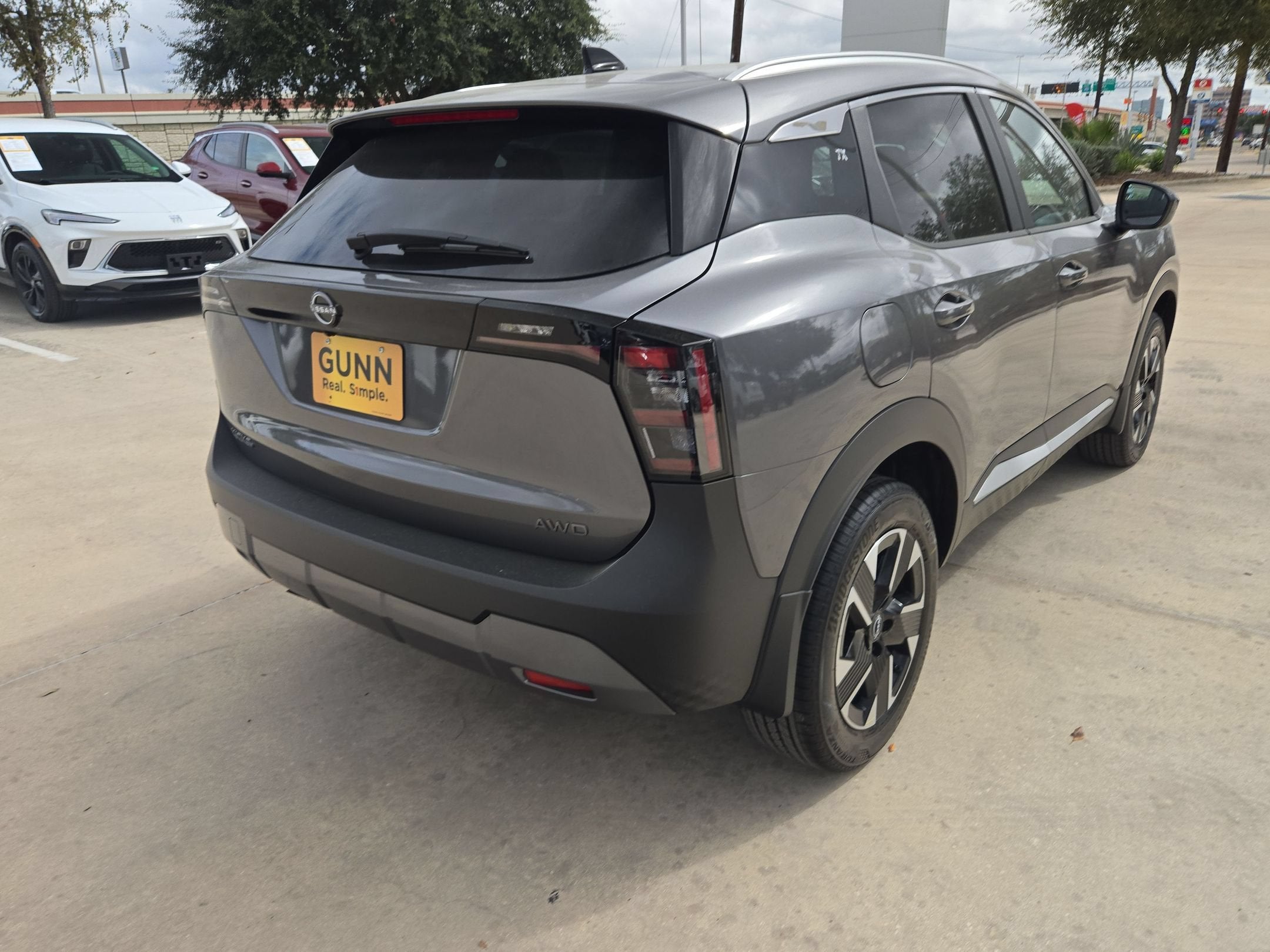 2027 Nissan Kicks SV