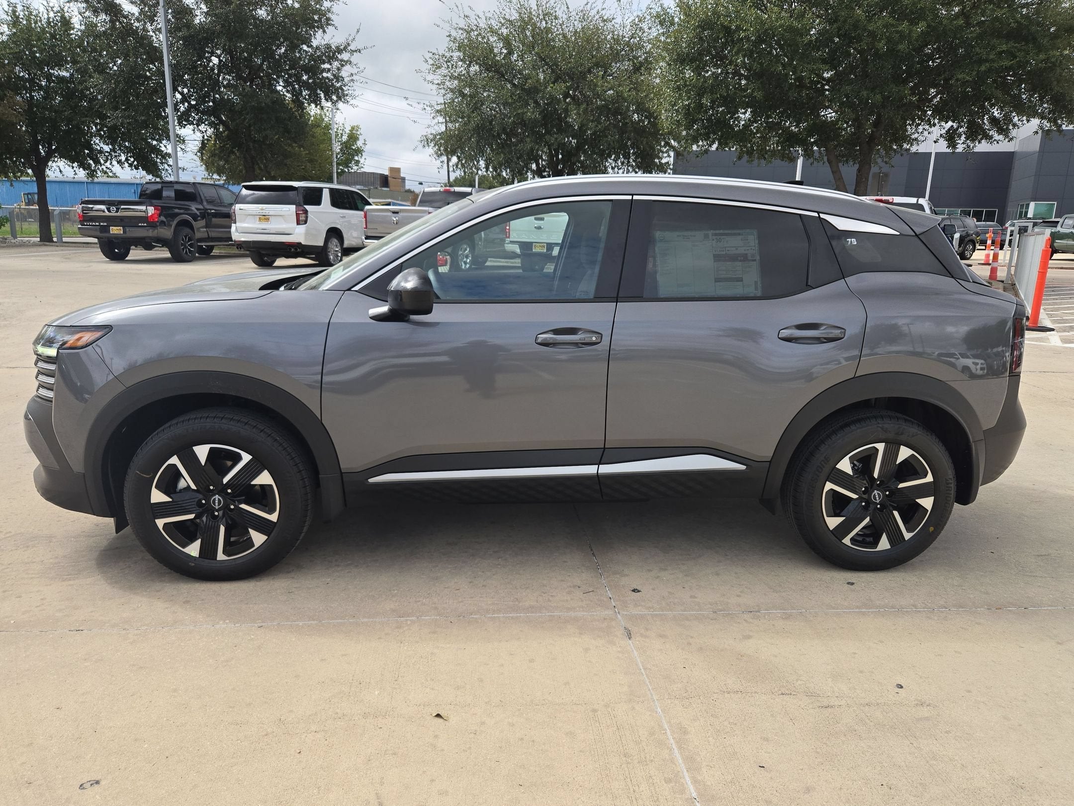 2027 Nissan Kicks SV
