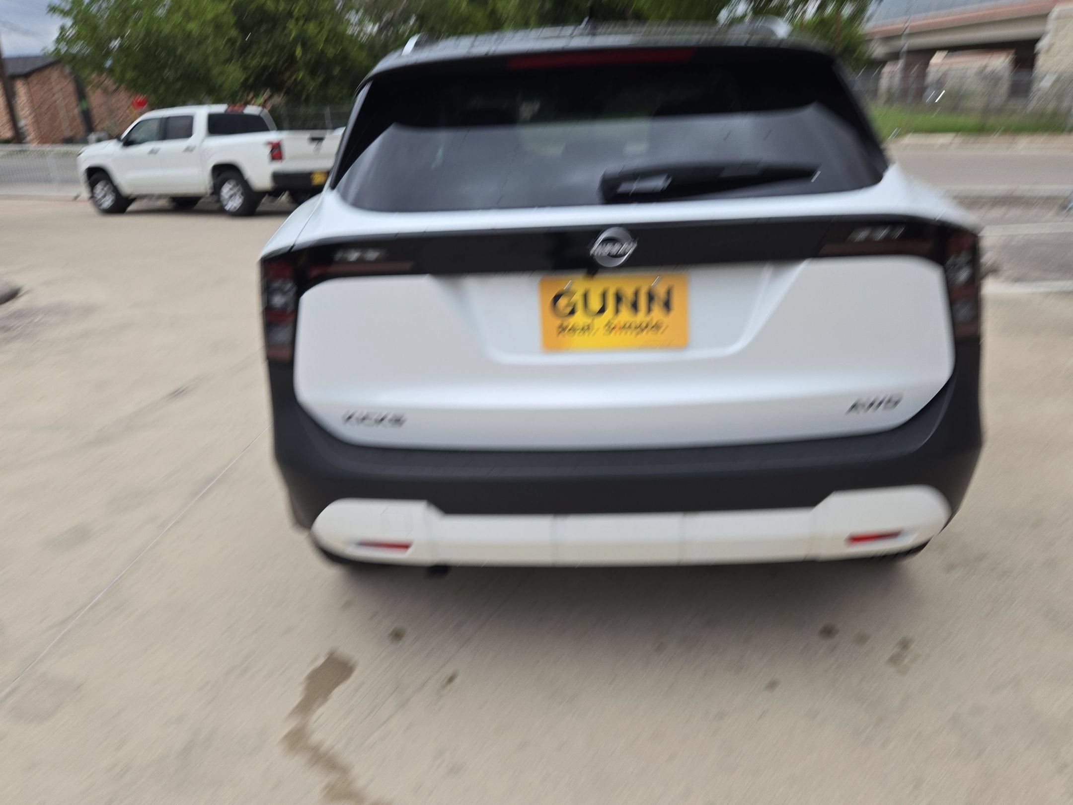 2027 Nissan Kicks SV