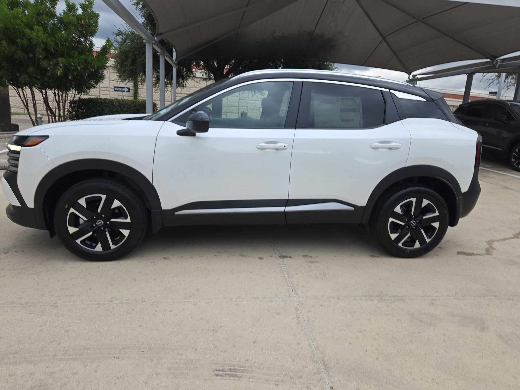 2027 Nissan Kicks SV