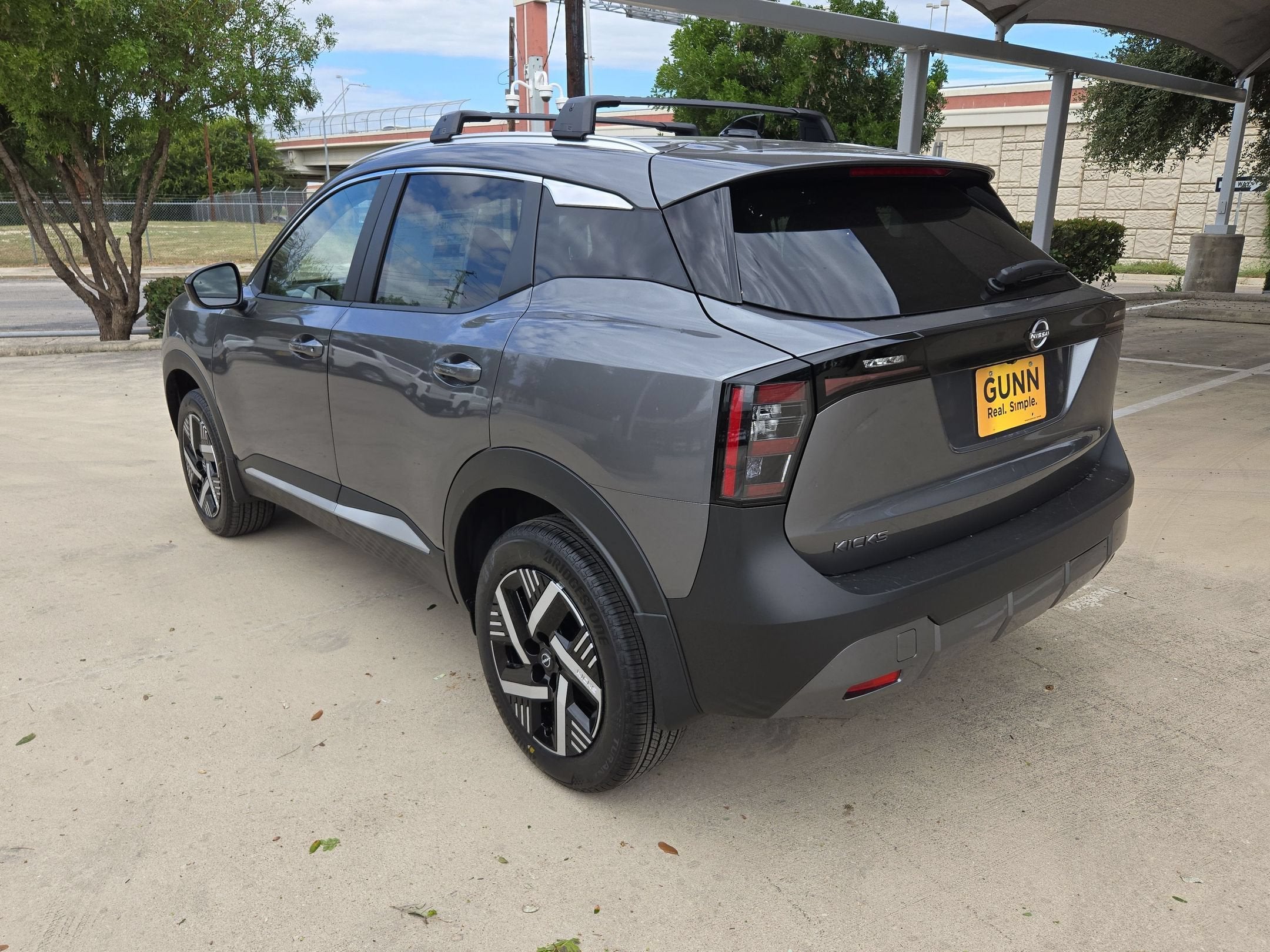 2027 Nissan Kicks SV