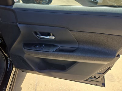 2027 Nissan Kicks SV