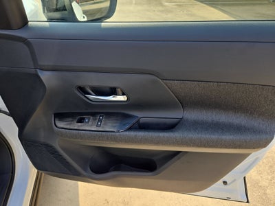 2027 Nissan Kicks SV