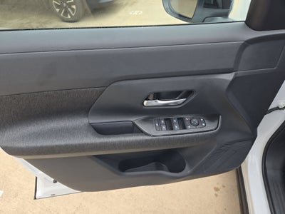 2027 Nissan Kicks SV