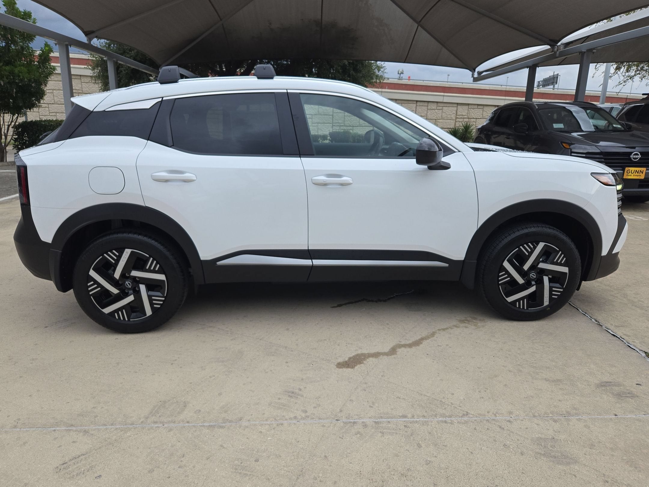 2027 Nissan Kicks SV