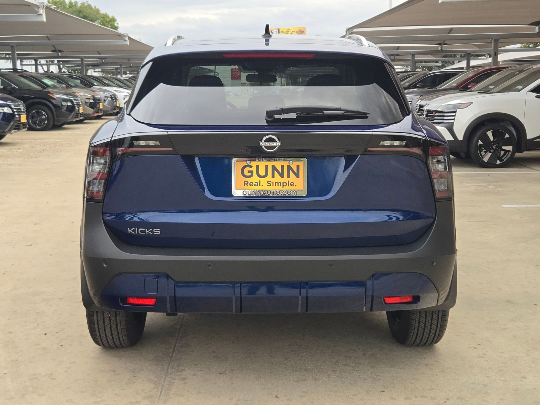 2026 Nissan Kicks SV