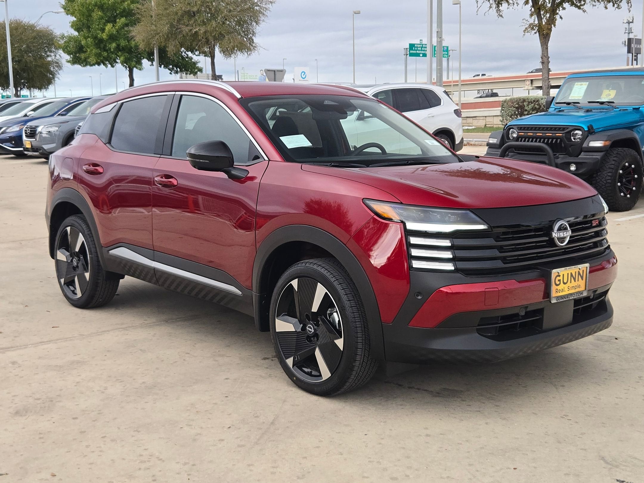 2026 Nissan Kicks SR