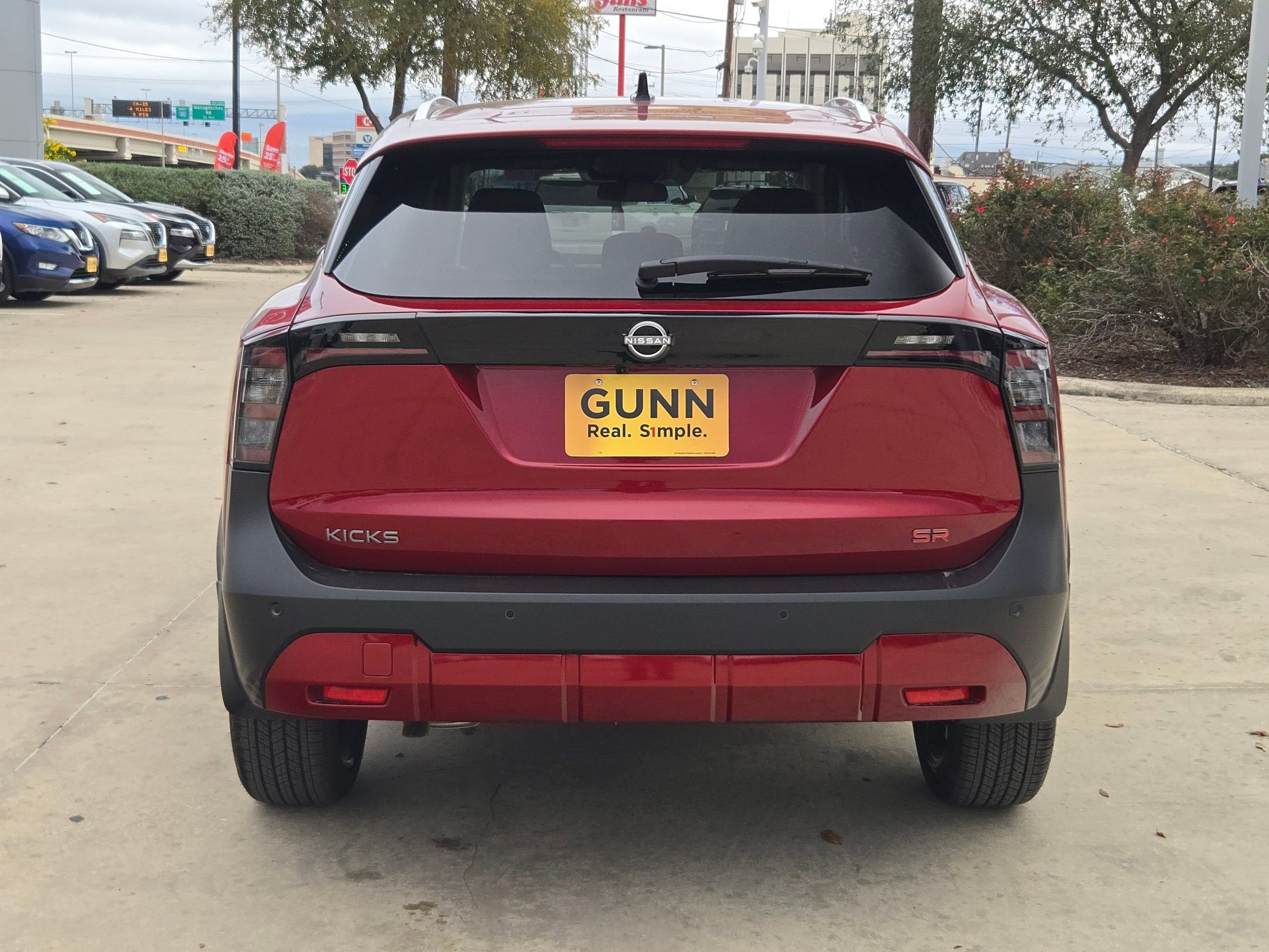 2026 Nissan Kicks SR