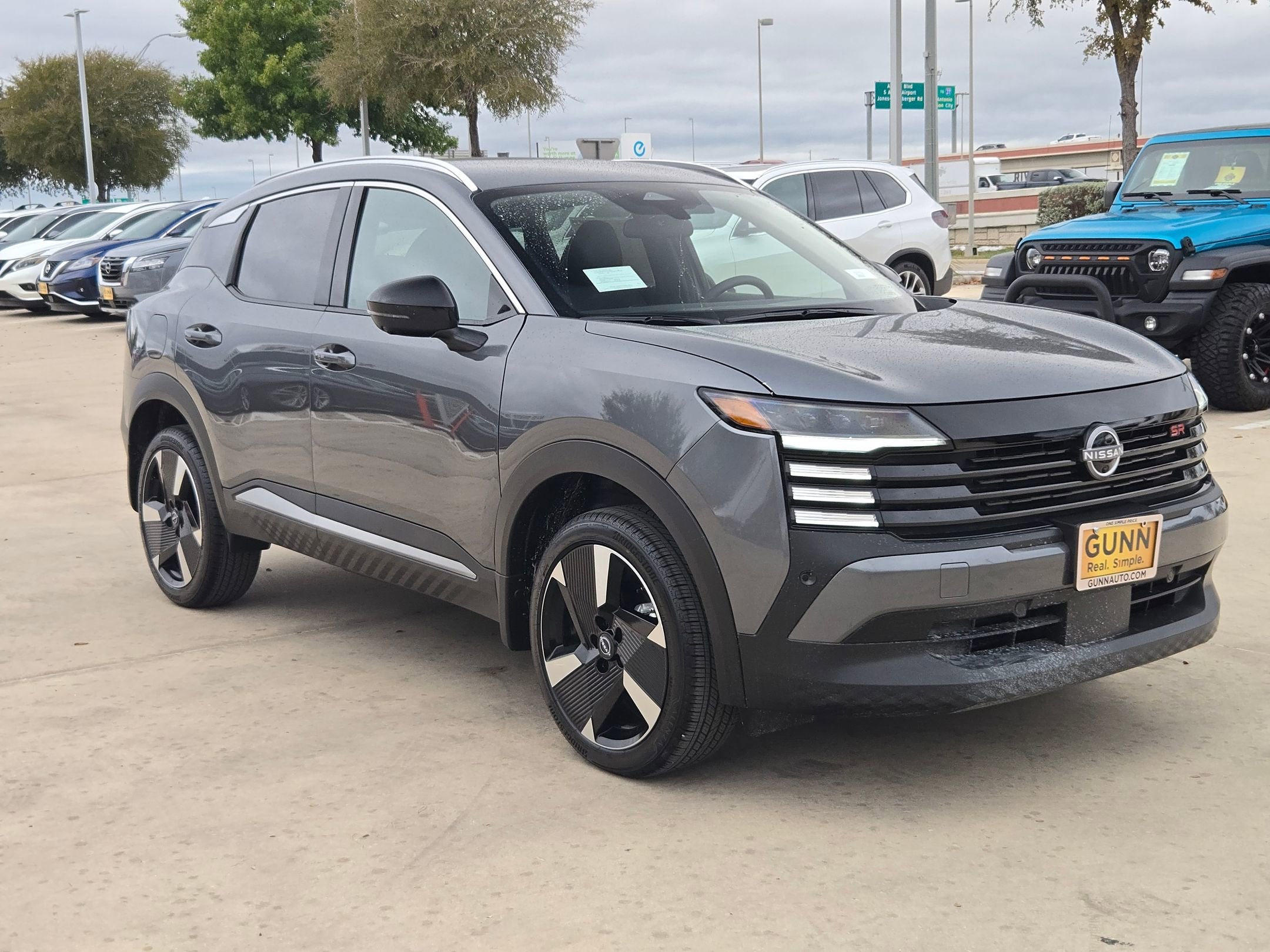 2026 Nissan Kicks SR