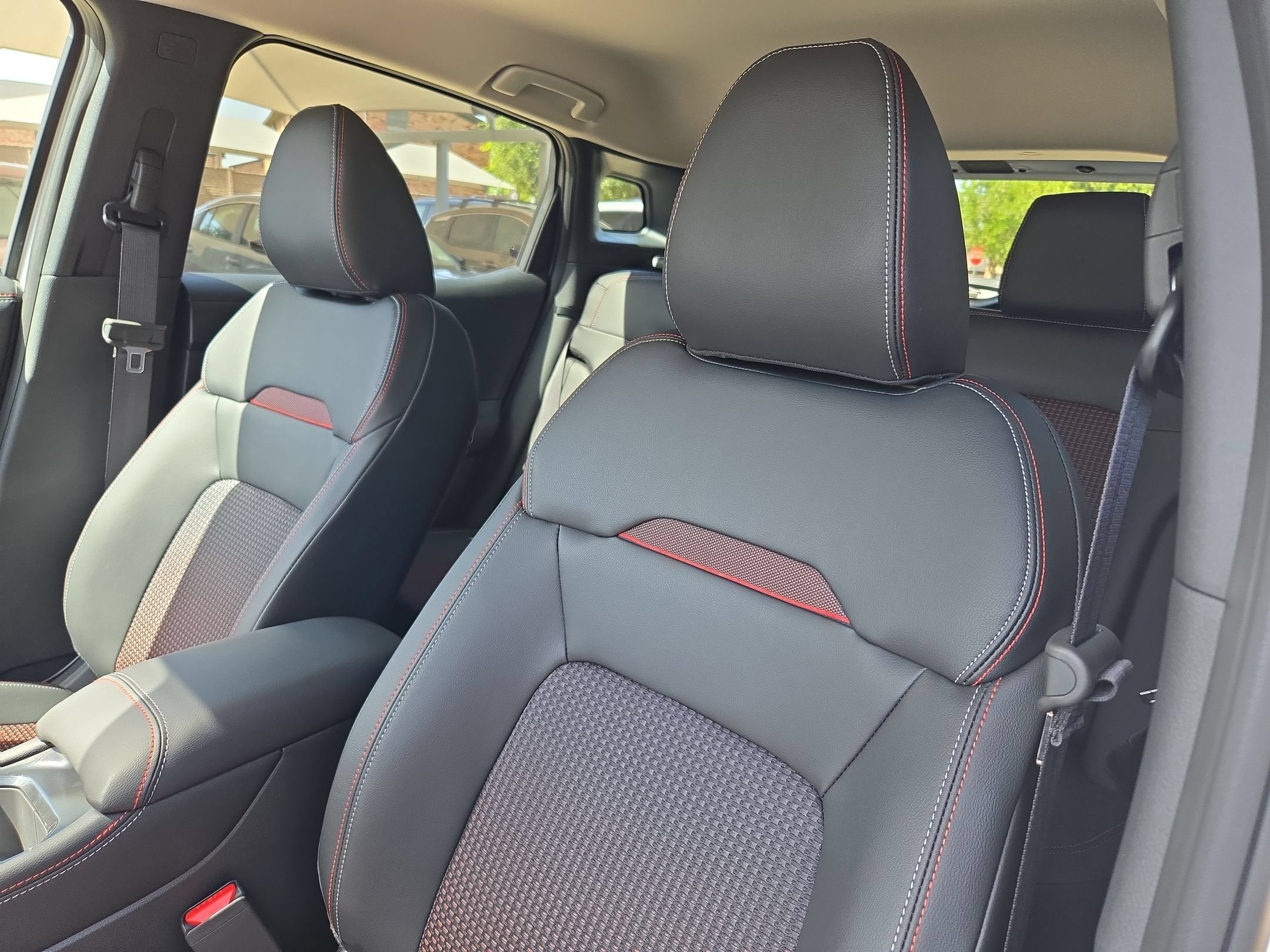 2027 Nissan Kicks SR