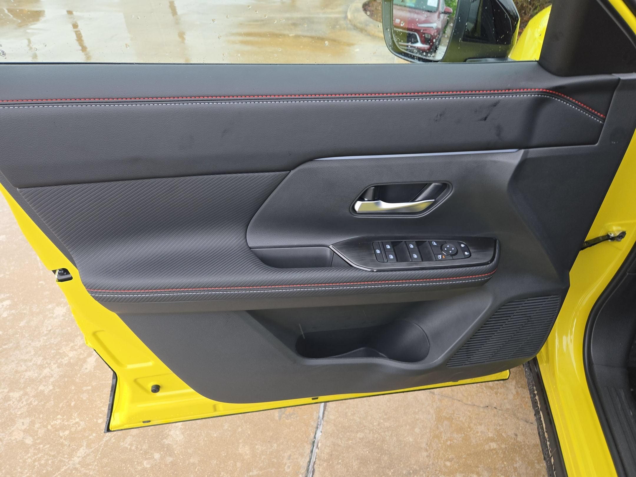 2027 Nissan Kicks SR