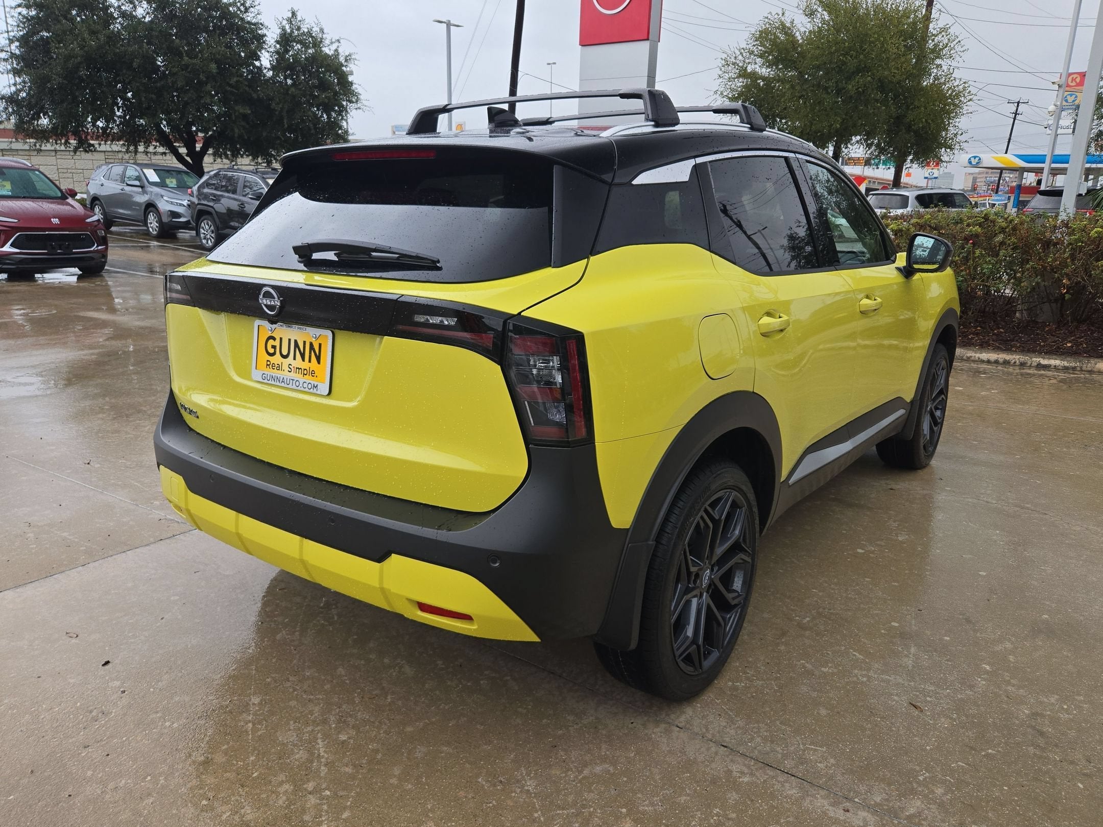 2027 Nissan Kicks SR