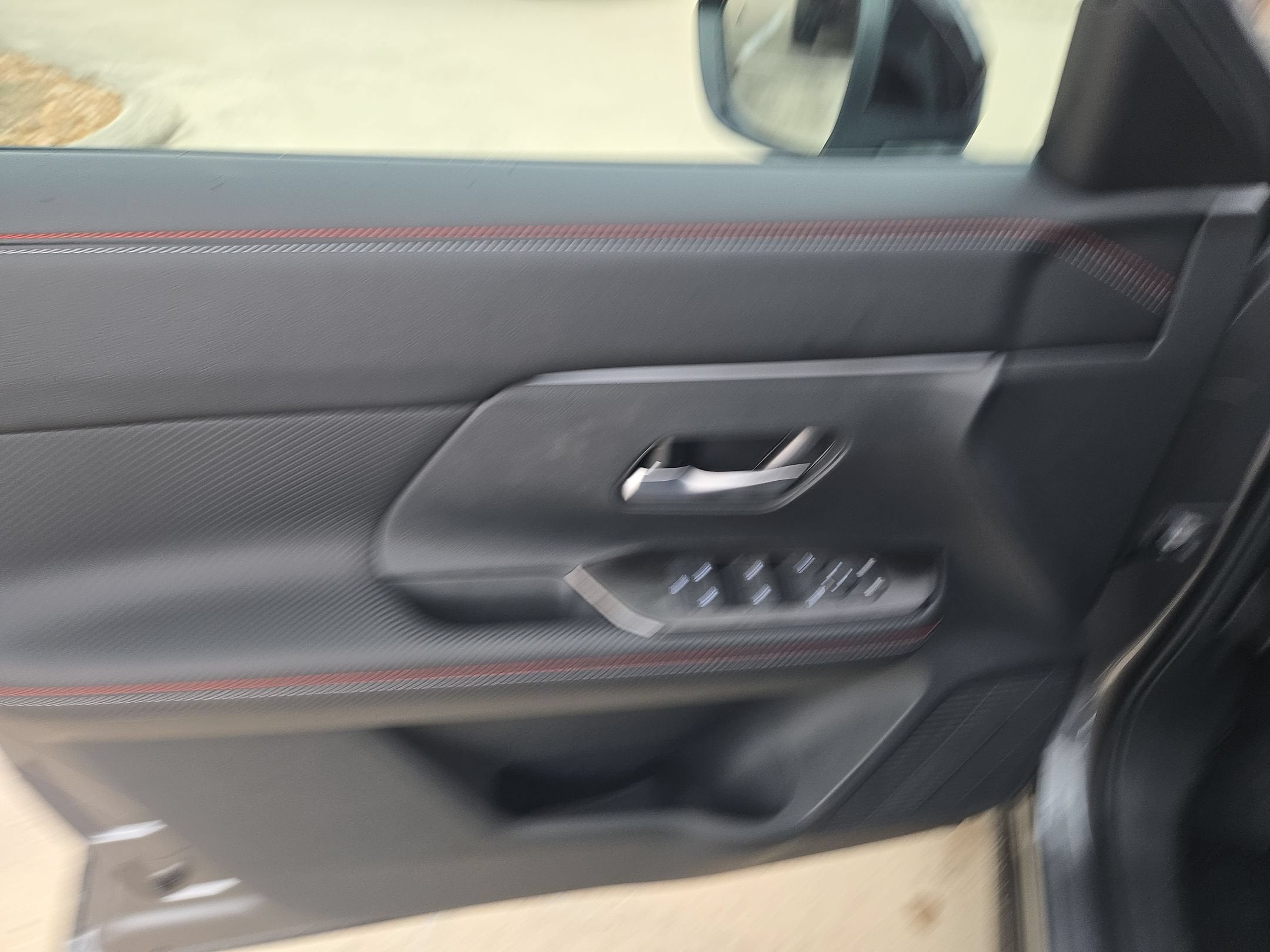 2027 Nissan Kicks SR