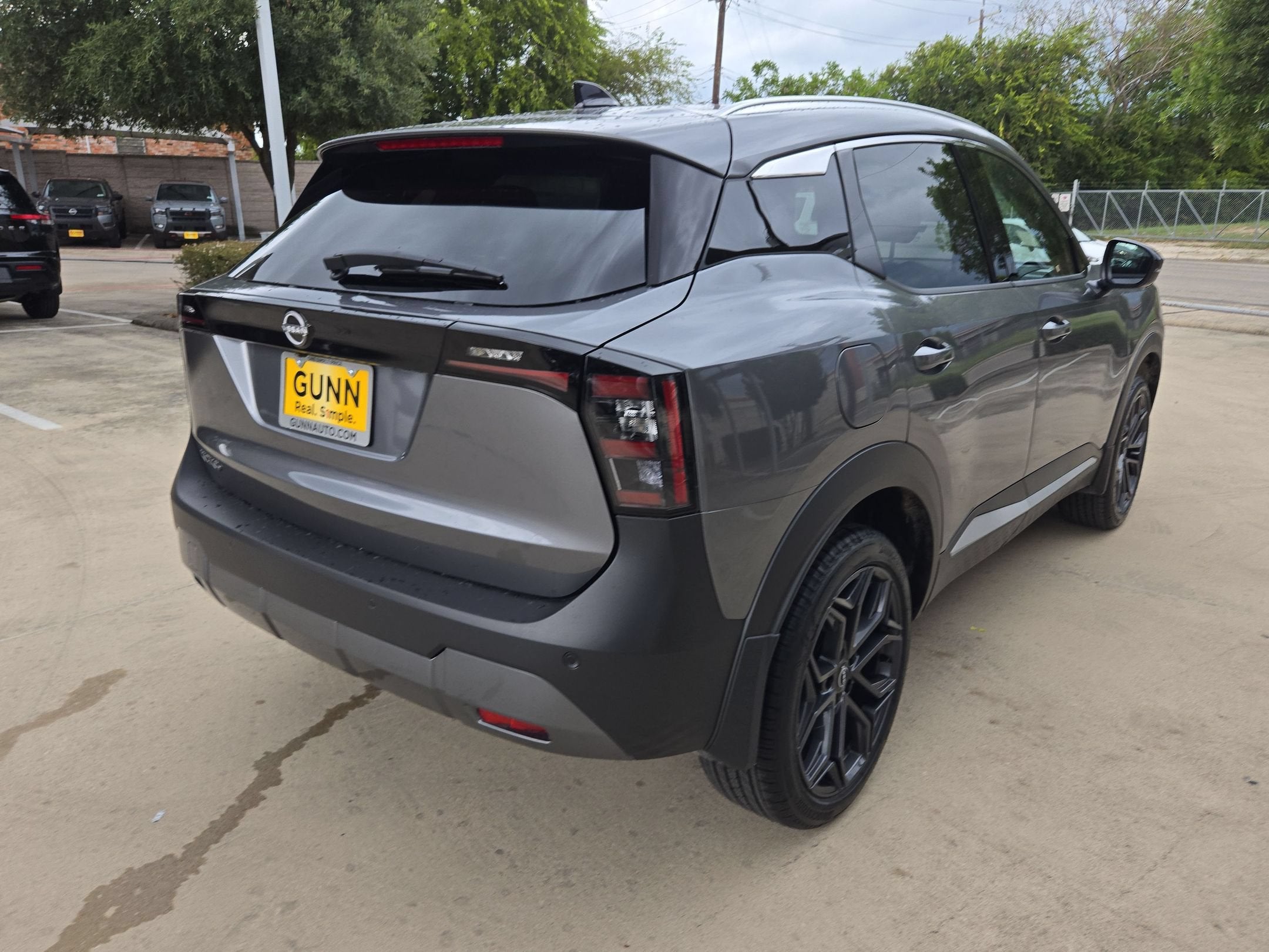 2027 Nissan Kicks SR