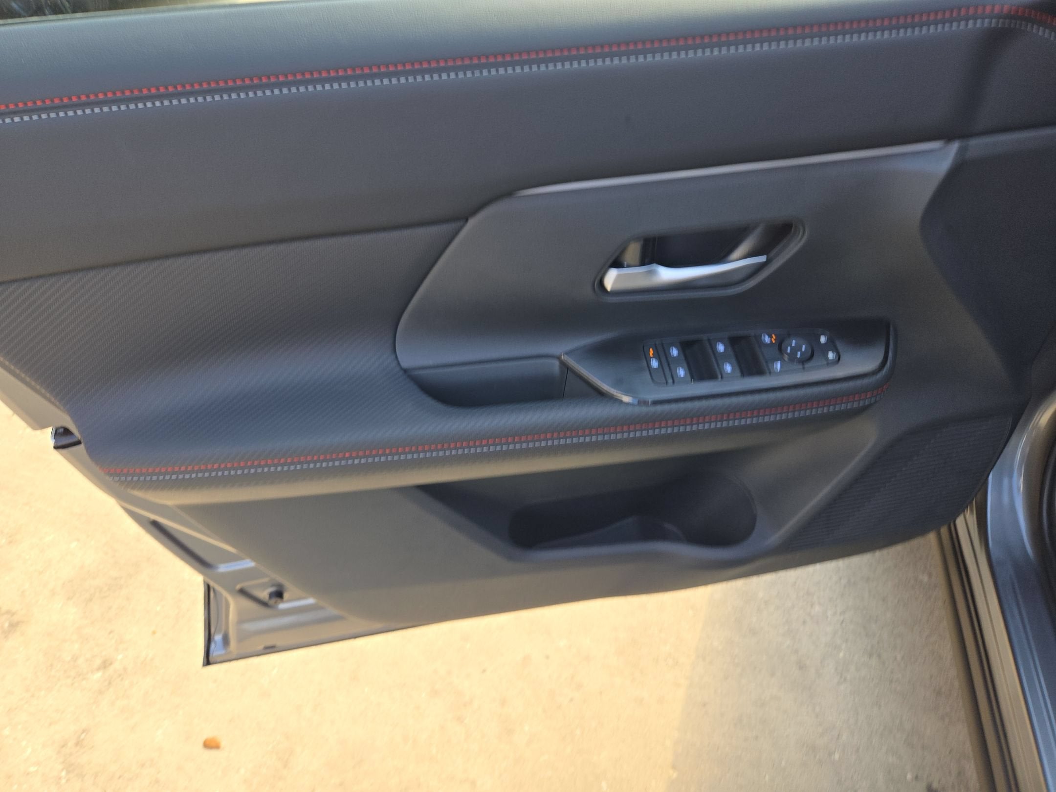 2027 Nissan Kicks SR