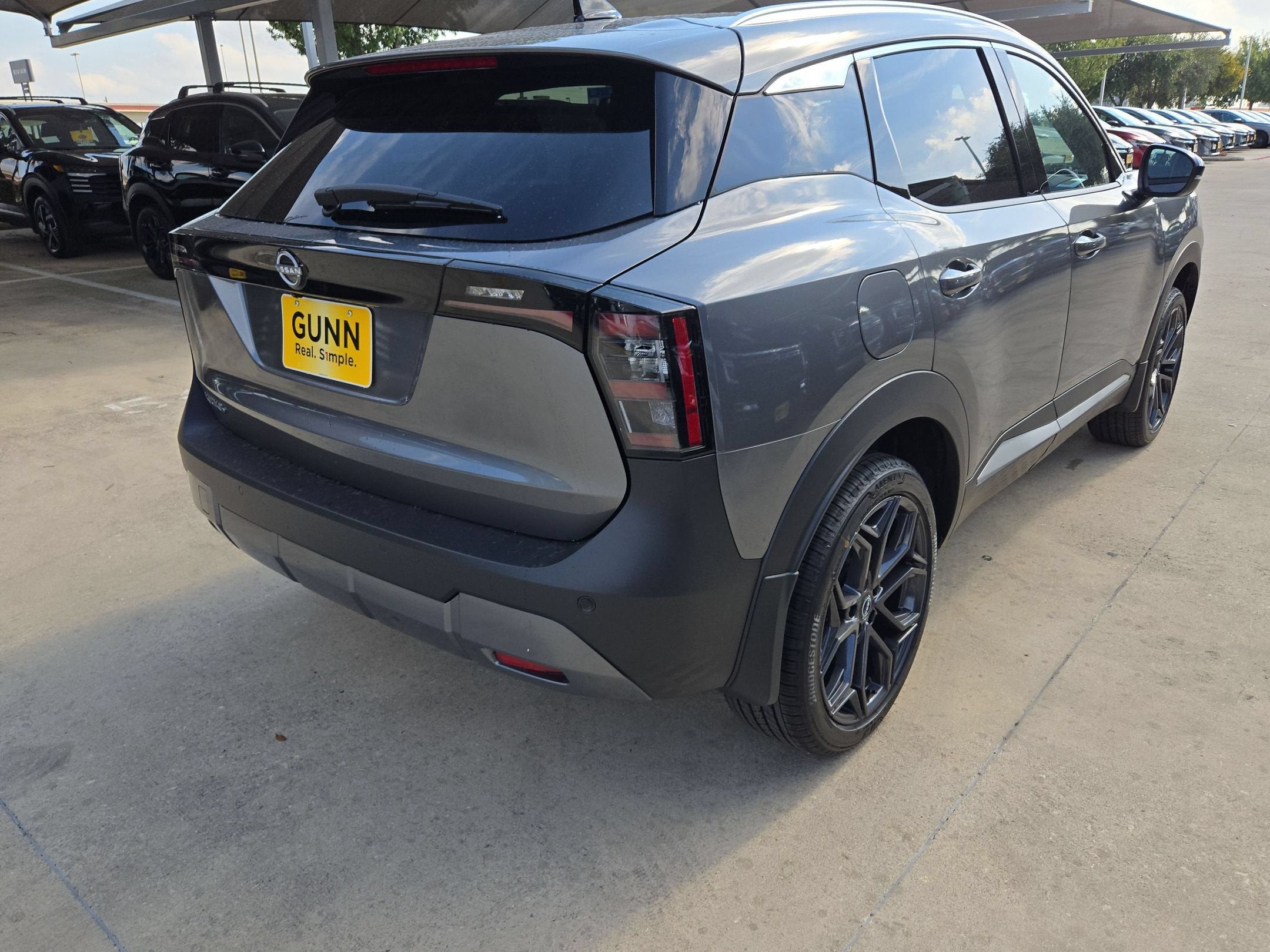 2027 Nissan Kicks SR