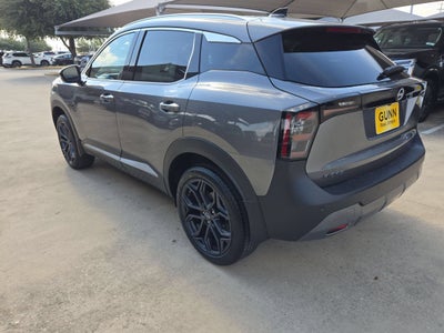 2027 Nissan Kicks SR