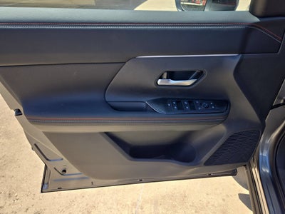 2027 Nissan Kicks SR