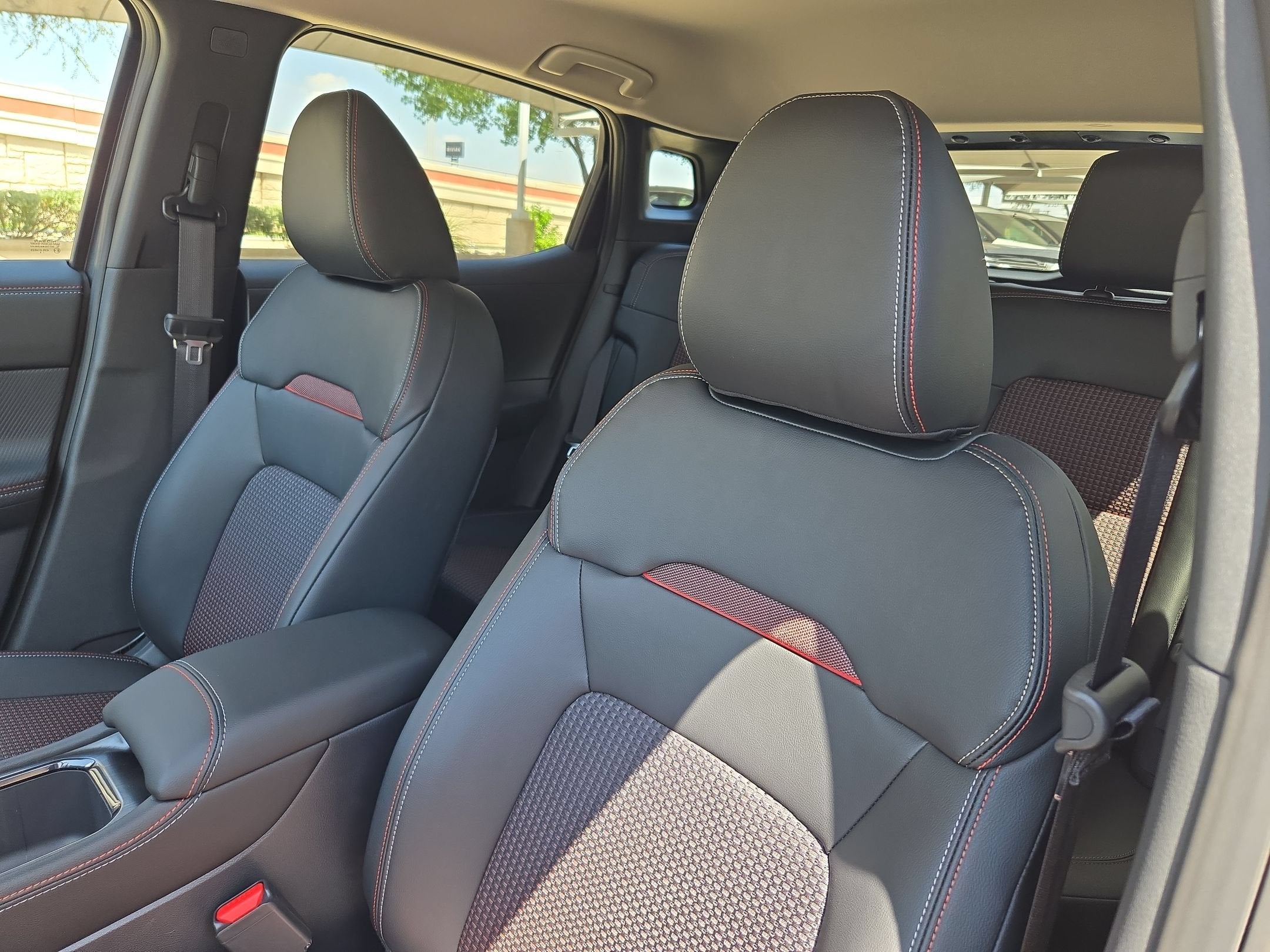 2027 Nissan Kicks SR
