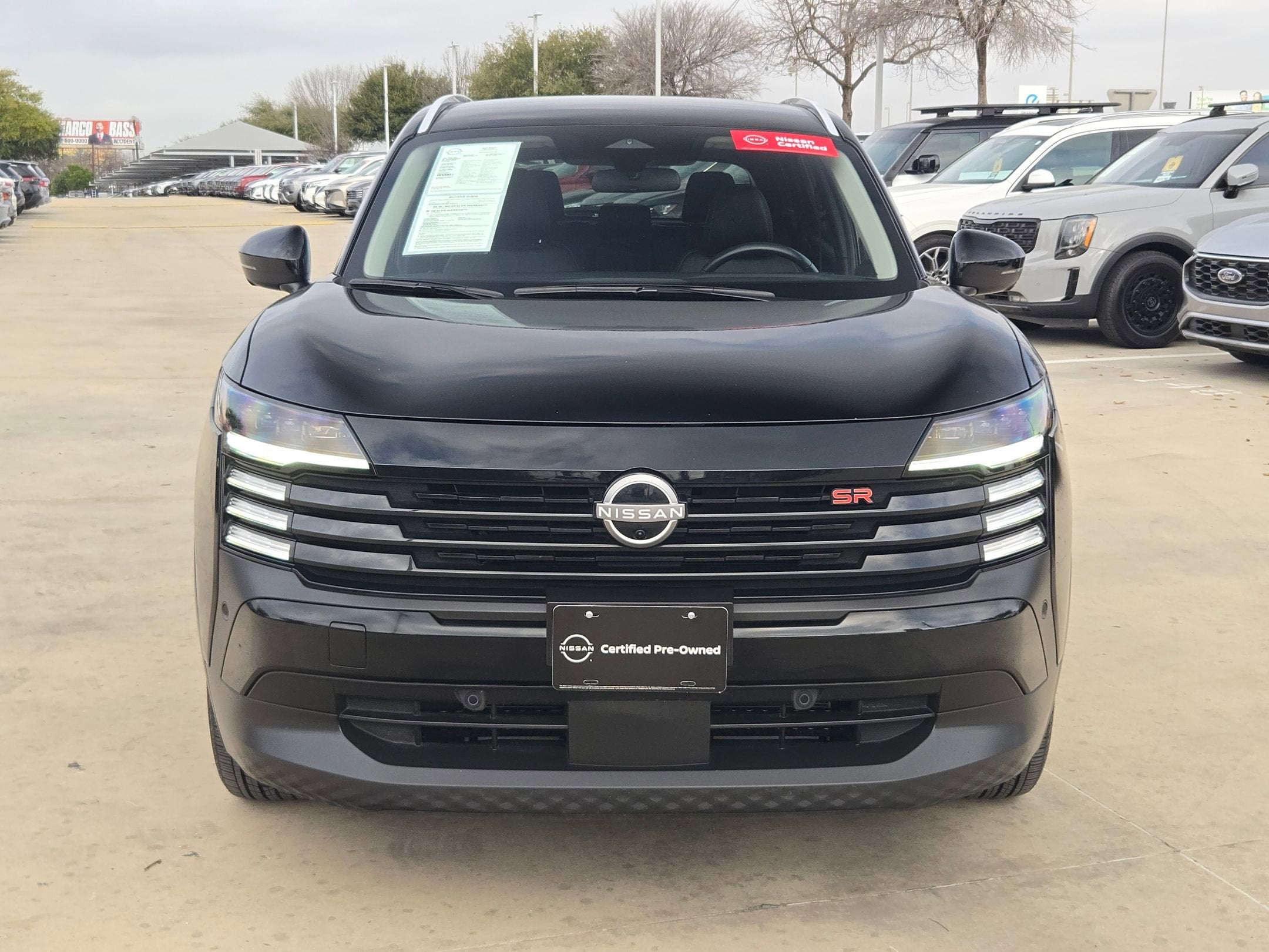 2025 Nissan Kicks SR