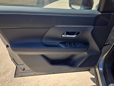 2027 Nissan Kicks SR