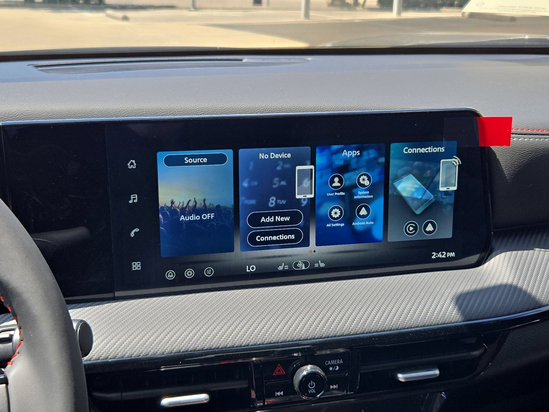 2027 Nissan Kicks SR