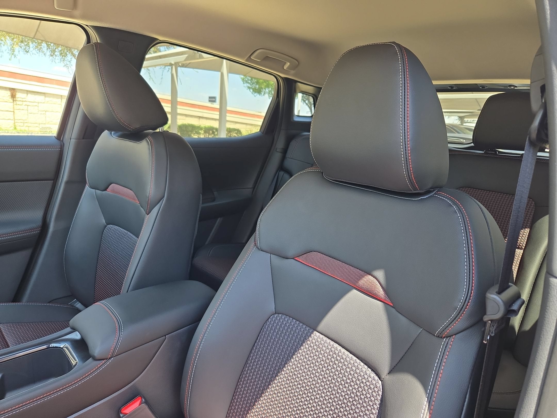2027 Nissan Kicks SR
