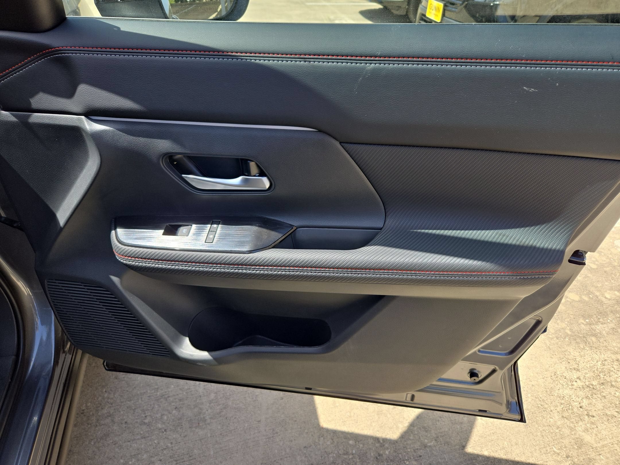 2027 Nissan Kicks SR