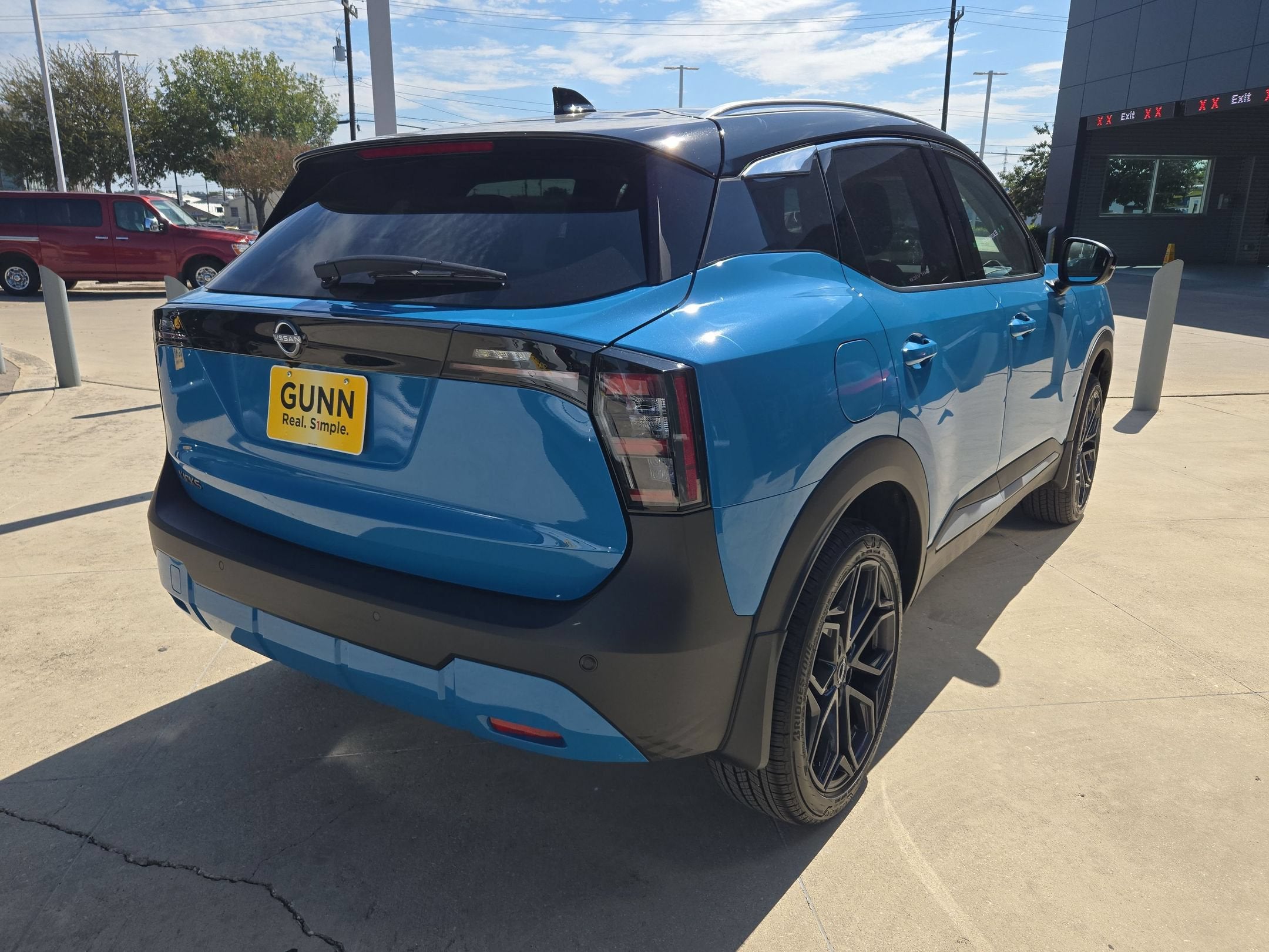 2027 Nissan Kicks SR