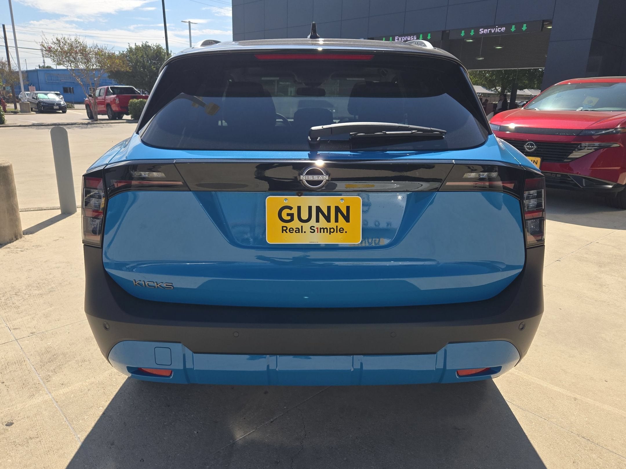 2027 Nissan Kicks SR