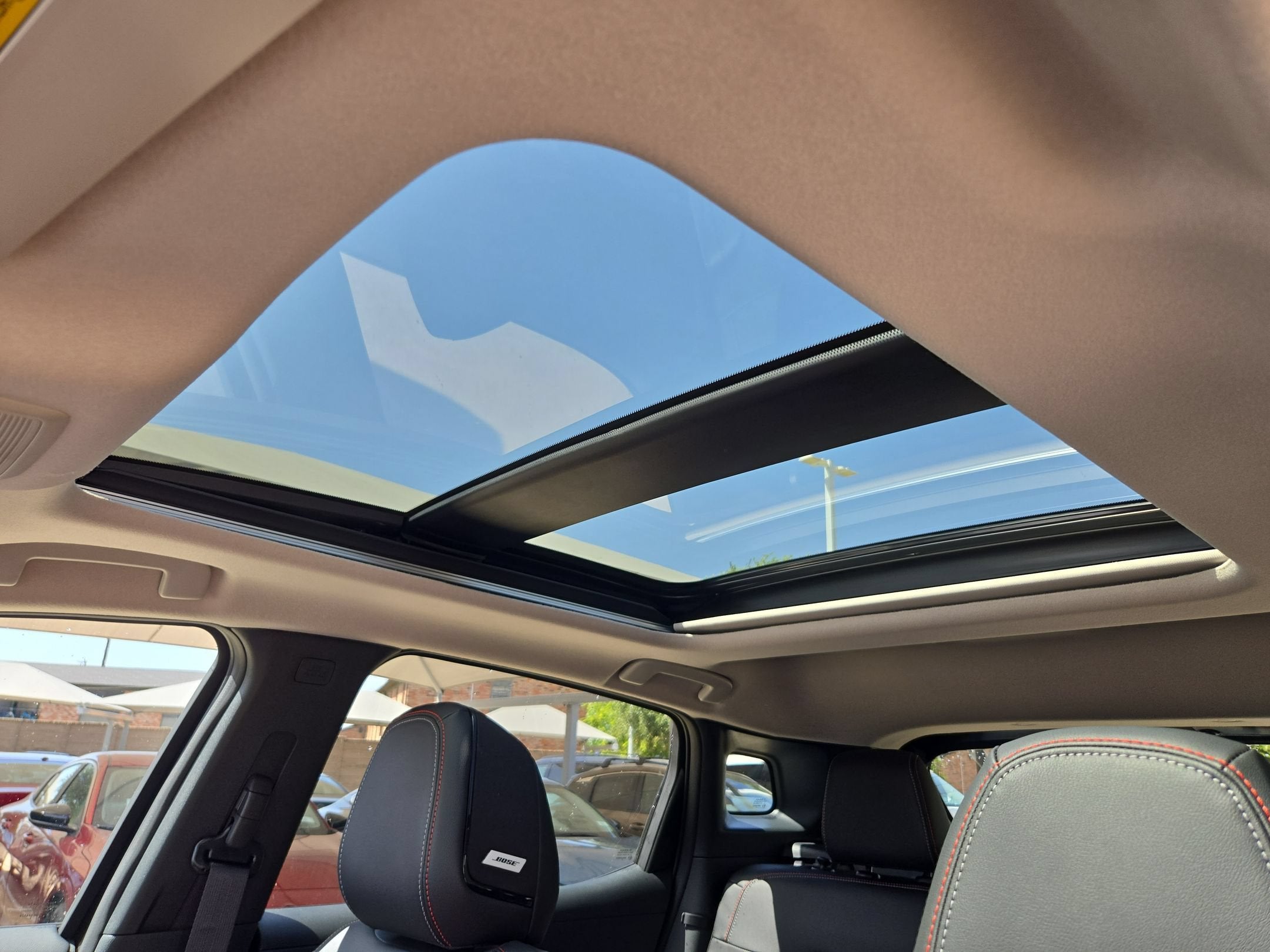 2027 Nissan Kicks SR