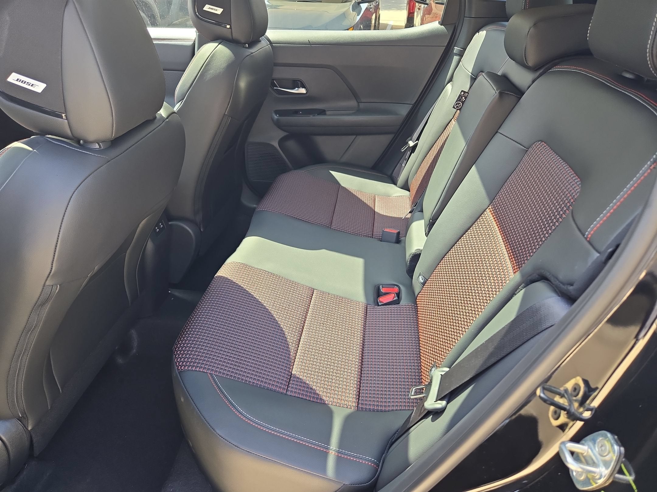 2027 Nissan Kicks SR